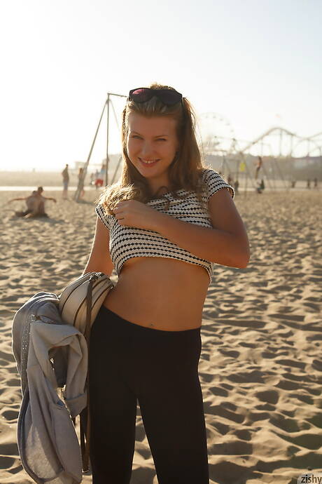 Zishy pleased to share with you xxx picture gallery with Tatiana Penskaya exhibit nice form