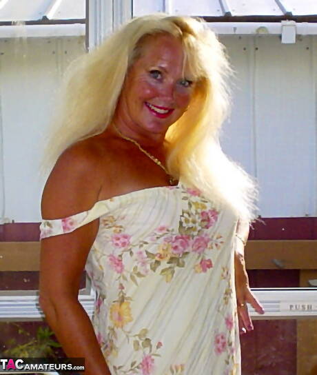 TAC Amateurs are proud to present you with a free pics featuring Ruth xxx gallery 270389